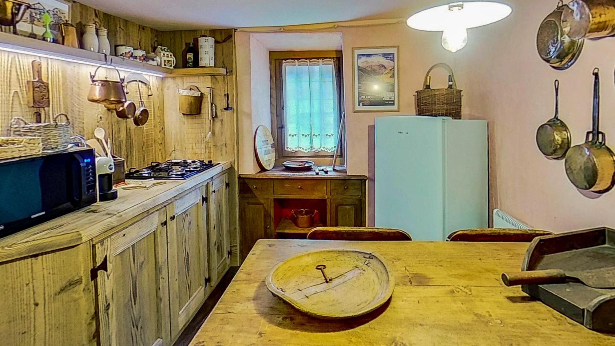 Ca' Scocc, Antica Casa Di Montagna In Valsesia Villa Mollia Eksteriør billede